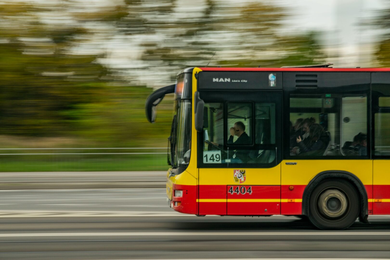 Rozkłady autobusowe w twojej kieszeni 1 pexels shox 29174553